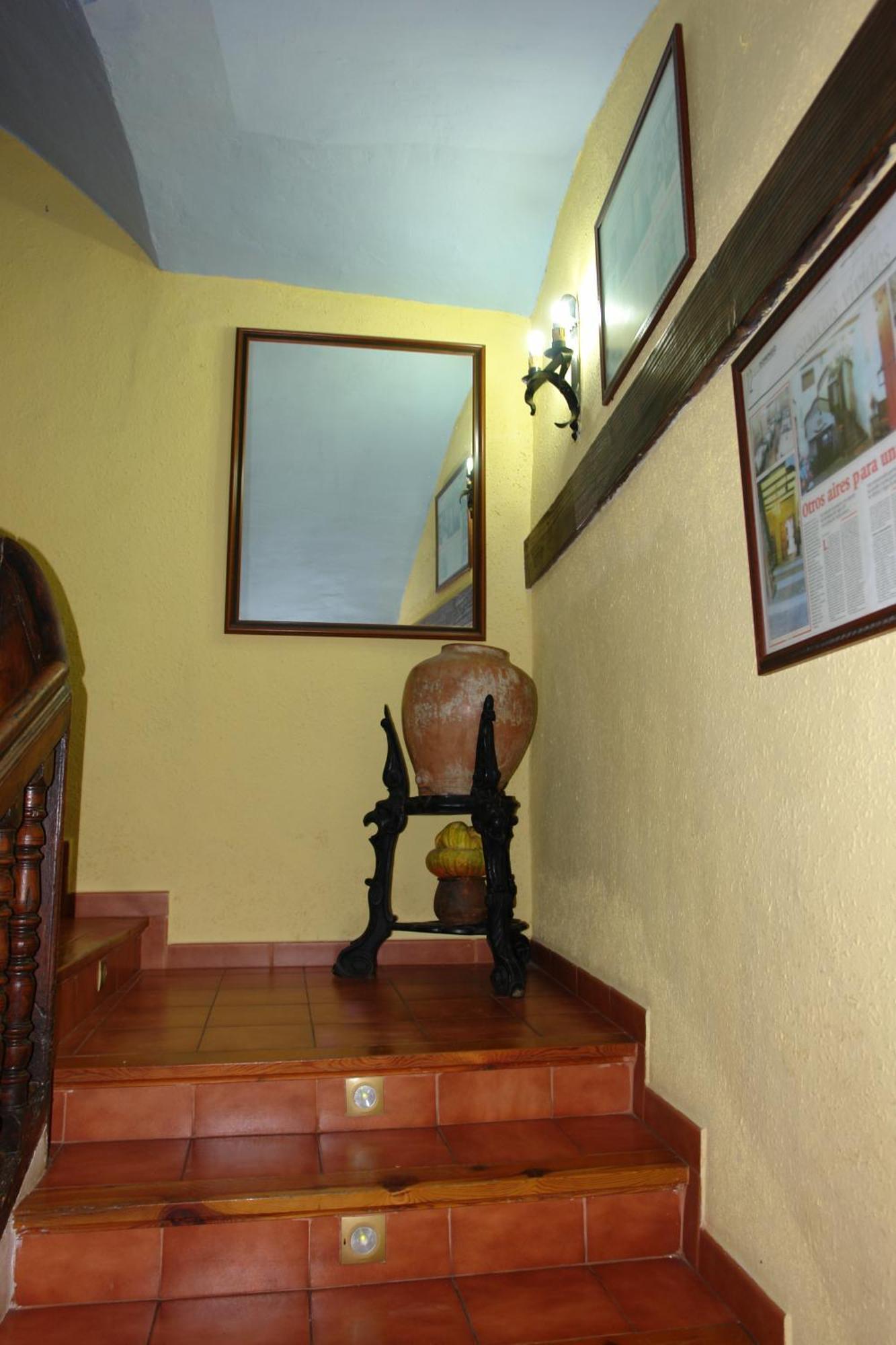 Hotel Fonda La Plaza Valderrobres Exterior foto